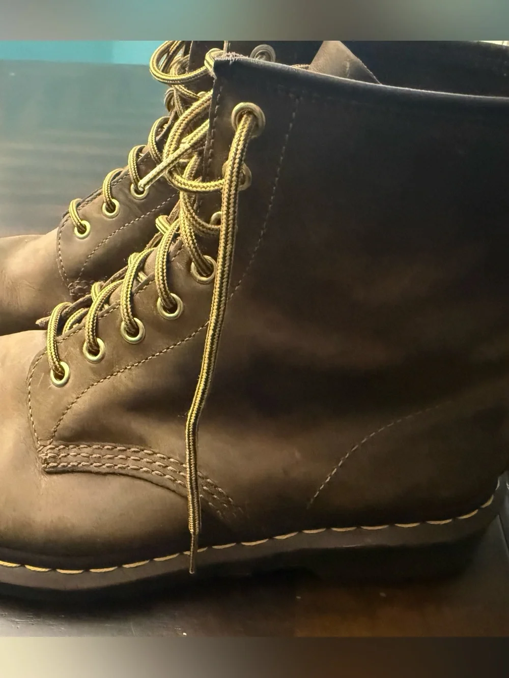 Dr. Martens excellent pre